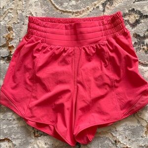 Lululemon hotty hot HR short 4”